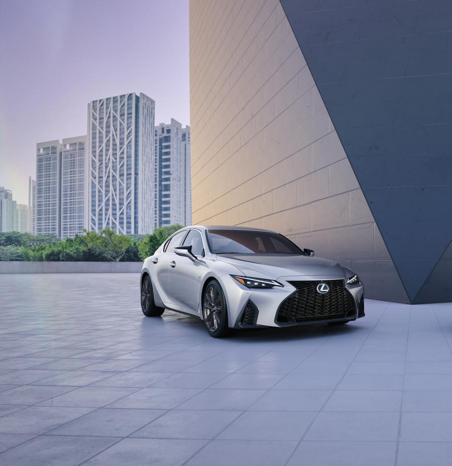 Lexus IS350 F-Sport 2020 года  (NA) (фото 23 из 51)